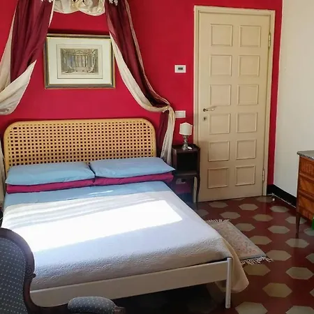 Cozy In Palazzo Malaspina 피아첸차