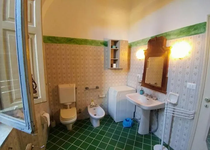 Cozy In Palazzo Malaspina Апартаменты *