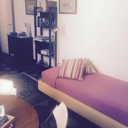 Cozy In Palazzo Malaspina Apartment