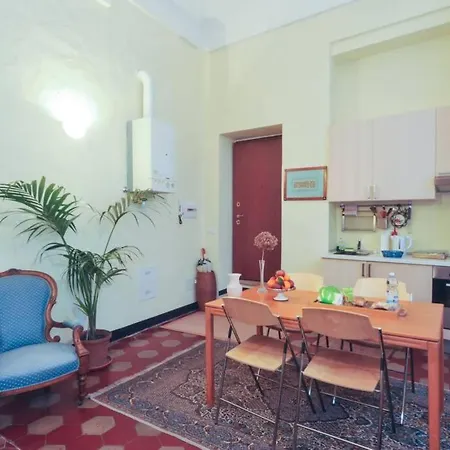 Cozy In Palazzo Malaspina Apartment Piacenza